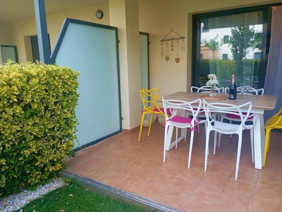 Apartamento En Primera Linea De Mar Roses Buitenkant foto