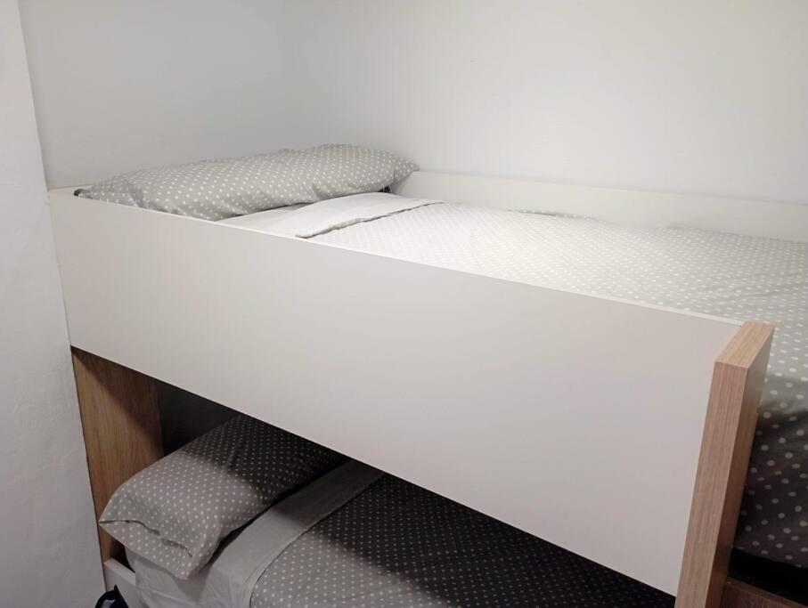 Apartamento En Primera Linea De Mar Roses Buitenkant foto