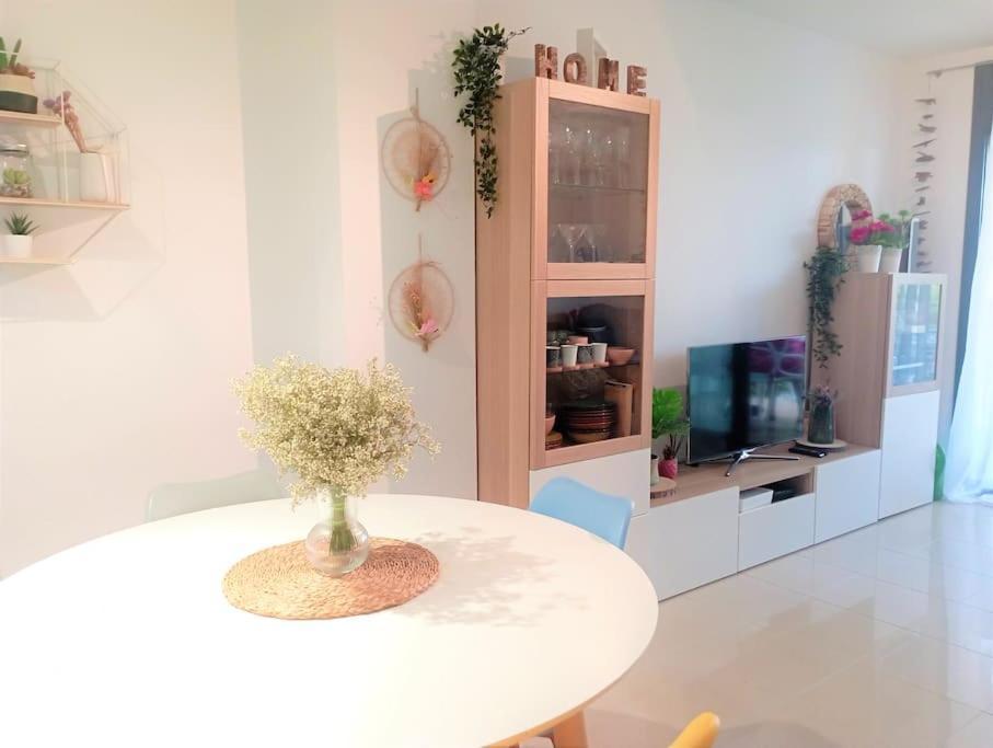 Apartamento En Primera Linea De Mar Roses Buitenkant foto