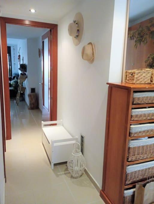 Apartamento En Primera Linea De Mar Roses Buitenkant foto