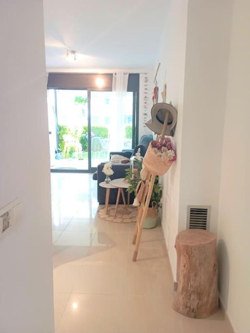 Apartamento En Primera Linea De Mar Roses Buitenkant foto