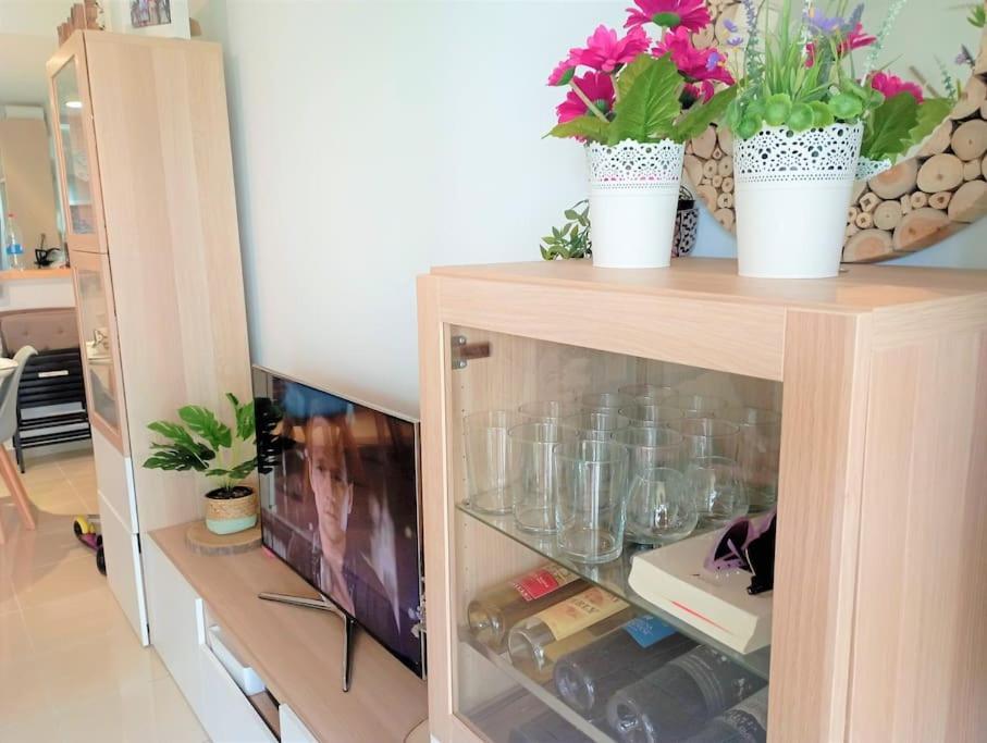 Apartamento En Primera Linea De Mar Roses Buitenkant foto